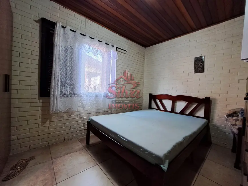 Foto 4 de Casa com 3 quartos à venda em Imbe - RS