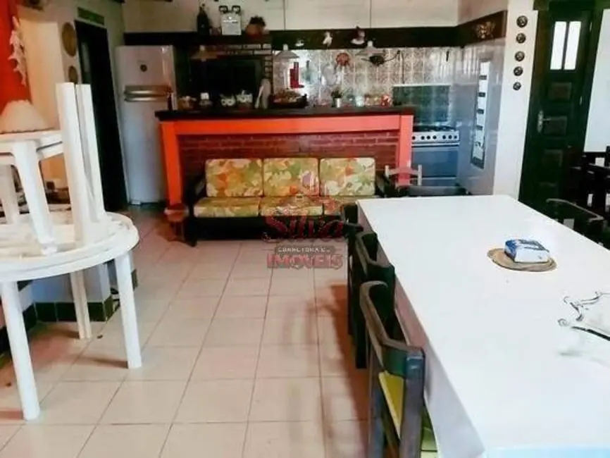 Foto 3 de Casa com 6 quartos à venda em Imbe - RS