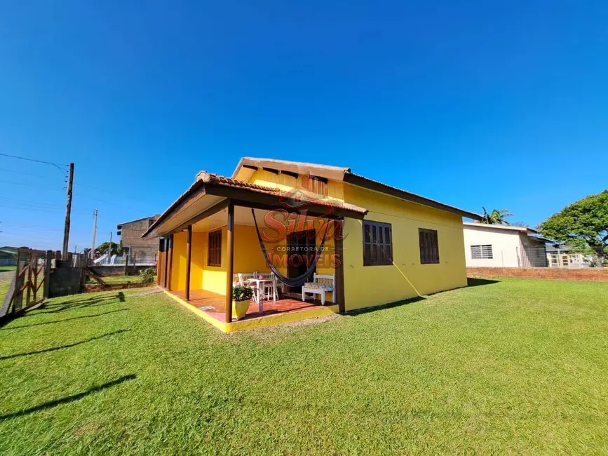Foto 1 de Casa com 3 quartos à venda em Imbe - RS