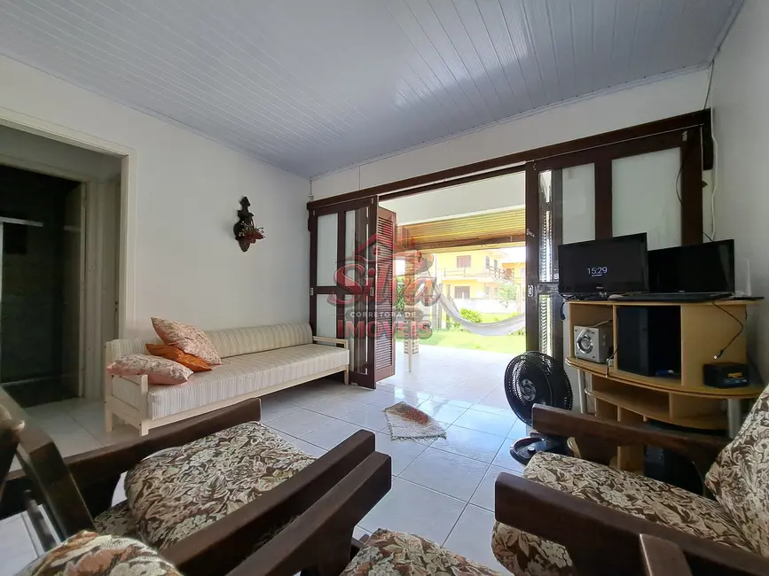 Foto 4 de Casa com 3 quartos à venda, 300m2 em Imbe - RS