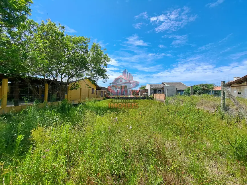 Foto 1 de Terreno / Lote à venda, 300m2 em Imbe - RS