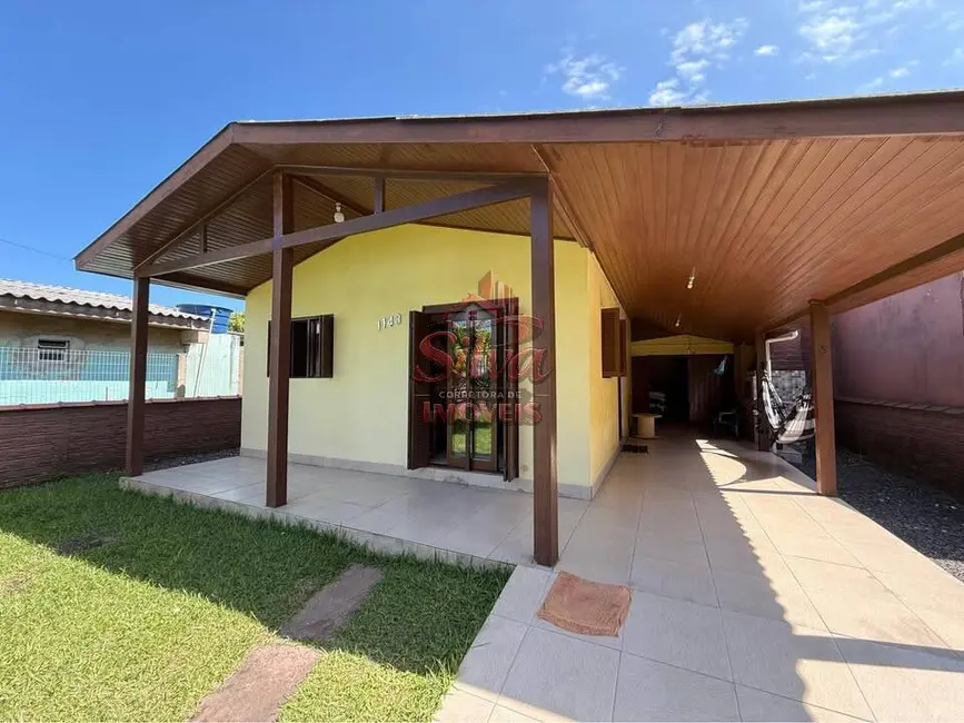 Foto 1 de Casa com 3 quartos à venda em Imbe - RS
