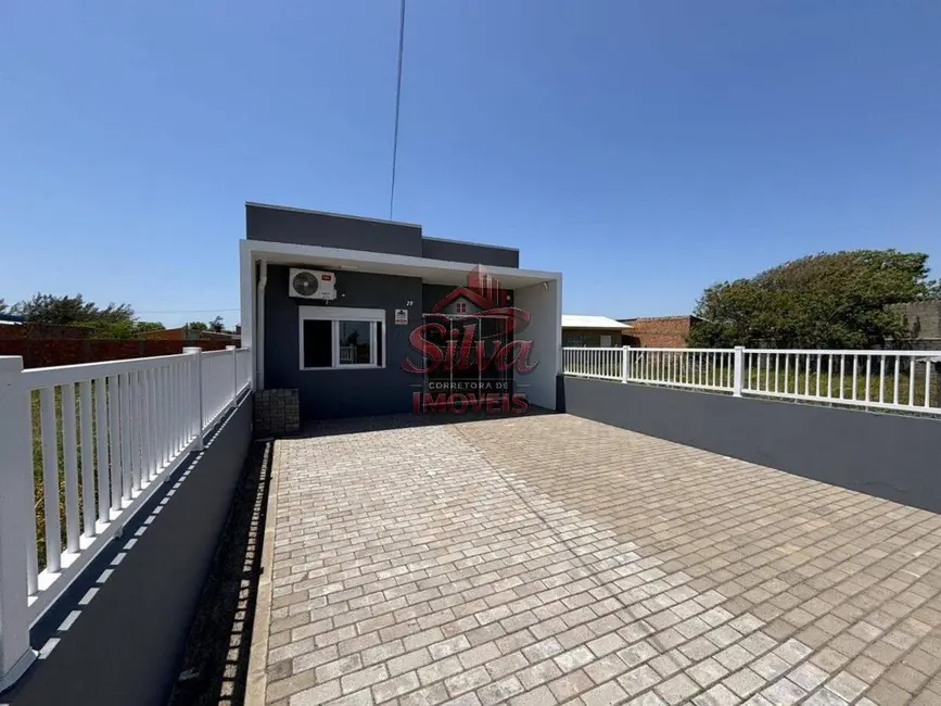 Foto 3 de Casa com 2 quartos à venda, 150m2 em Imbe - RS