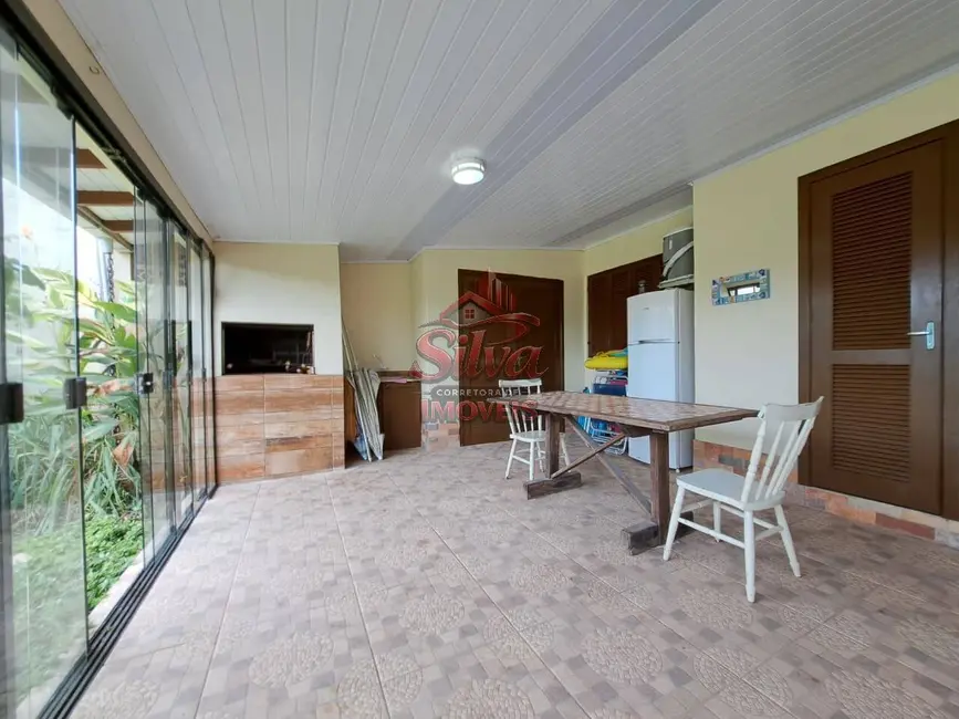 Foto 8 de Casa com 3 quartos à venda, 300m2 em Imbe - RS