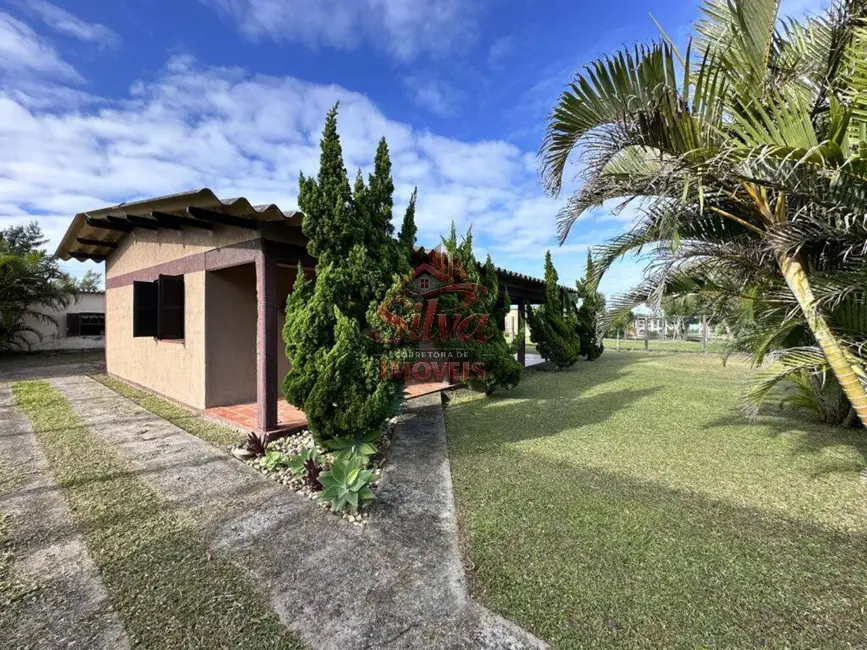 Foto 2 de Casa à venda, 720m2 em Centro, Imbe - RS