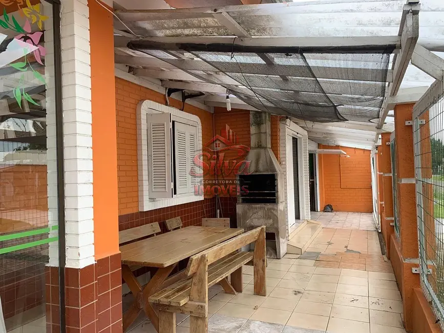 Foto 2 de Casa com 4 quartos à venda, 325m2 em Imbe - RS