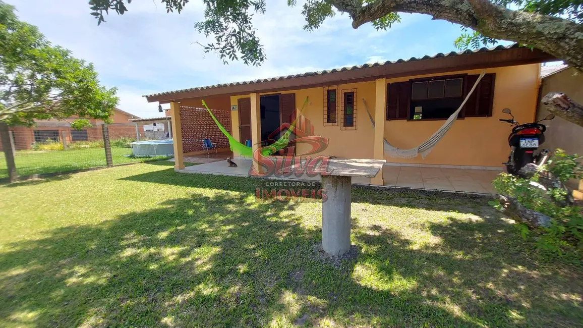 Foto 2 de Casa à venda, 300m2 em Imbe - RS