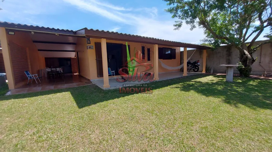 Foto 3 de Casa à venda, 300m2 em Imbe - RS