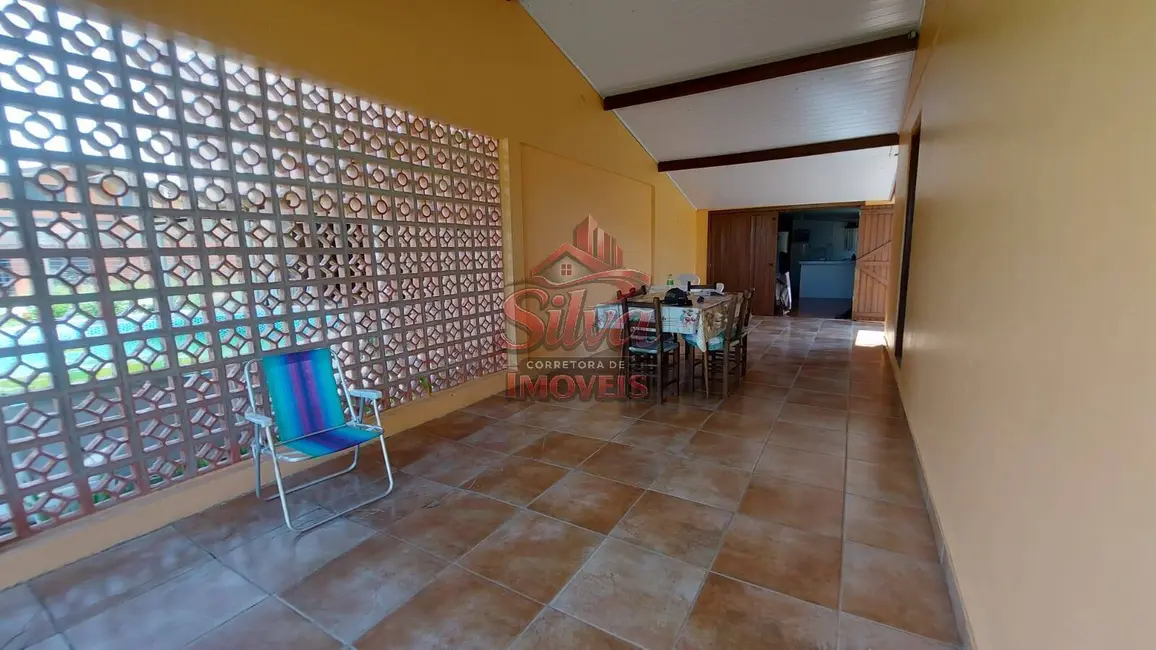 Foto 6 de Casa à venda, 300m2 em Imbe - RS