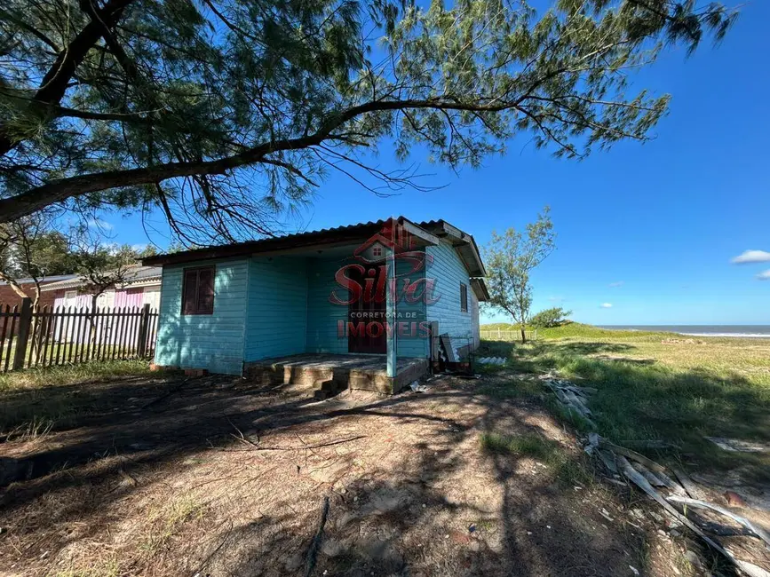 Foto 1 de Casa com 3 quartos à venda em Imbe - RS