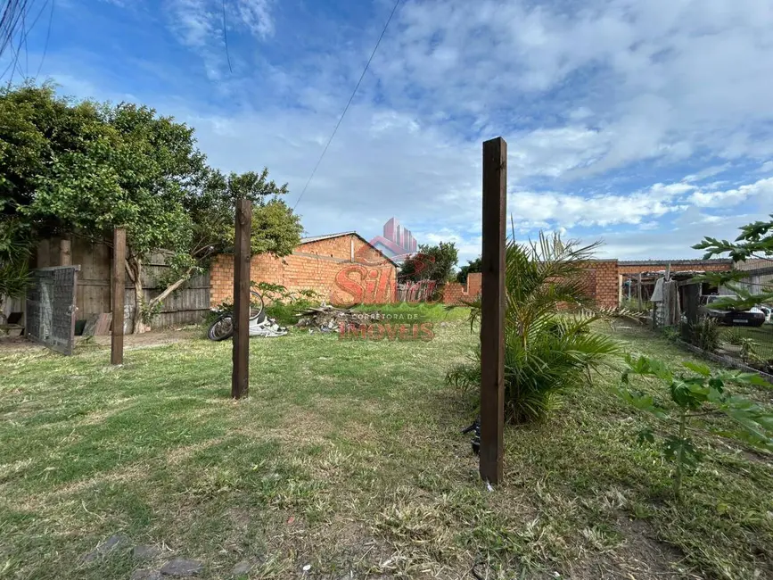 Foto 2 de Terreno / Lote à venda, 390m2 em Imbe - RS