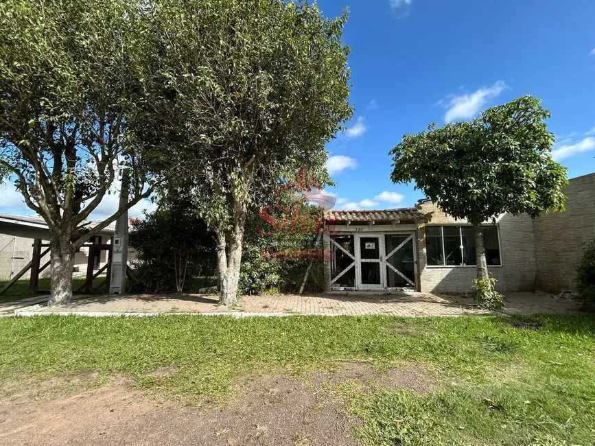 Foto 1 de Casa à venda, 300m2 em Imbe - RS
