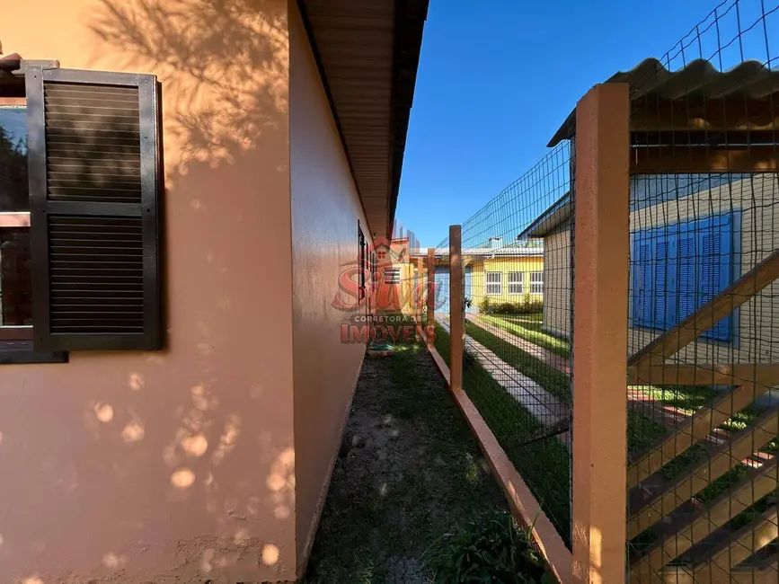 Foto 3 de Casa com 3 quartos à venda, 300m2 em Imbe - RS