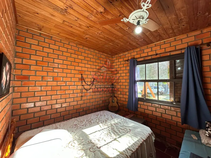 Foto 5 de Casa com 3 quartos à venda, 300m2 em Imbe - RS