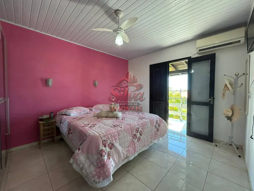 Foto 9 de Casa com 3 quartos à venda, 300m2 em Imbe - RS