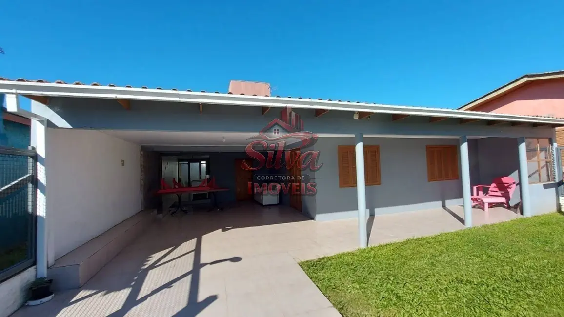 Foto 2 de Casa com 3 quartos à venda, 300m2 em Imbe - RS