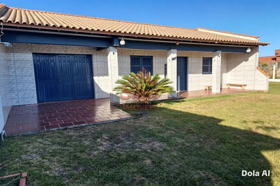 Foto 2 de Casa com 3 quartos à venda, 300m2 em Imbe - RS