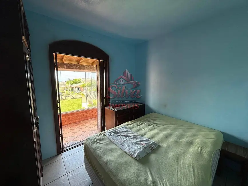 Foto 2 de Casa com 3 quartos à venda, 390m2 em Imbe - RS