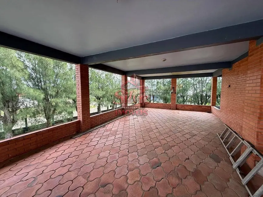 Foto 5 de Casa com 3 quartos à venda, 390m2 em Imbe - RS