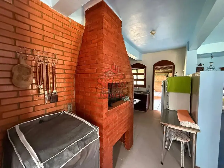 Foto 8 de Casa com 3 quartos à venda, 390m2 em Imbe - RS