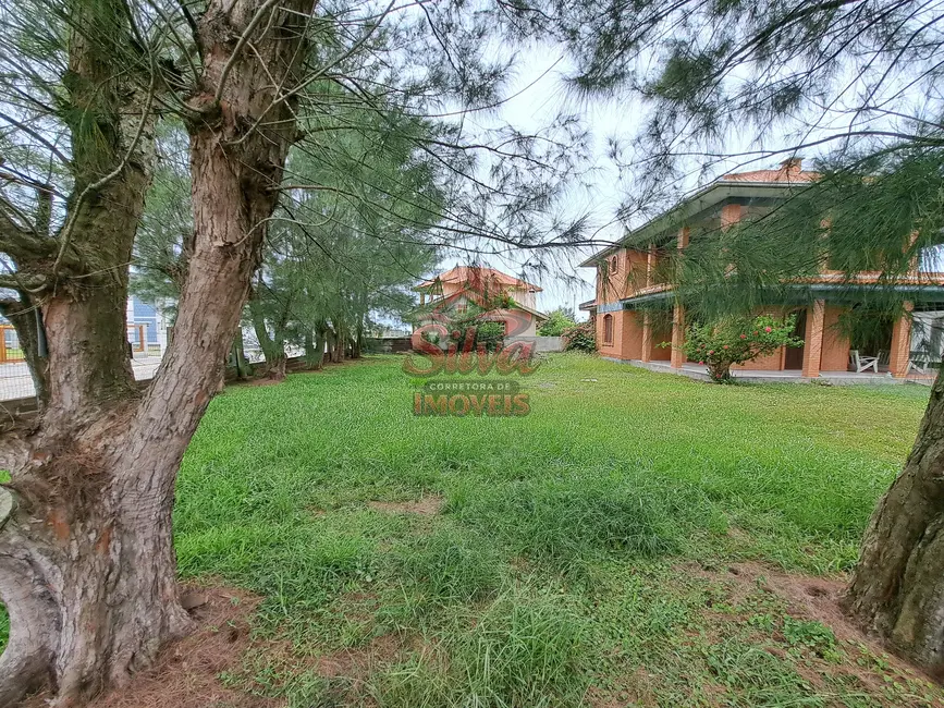 Foto 1 de Terreno / Lote à venda, 360m2 em Imbe - RS
