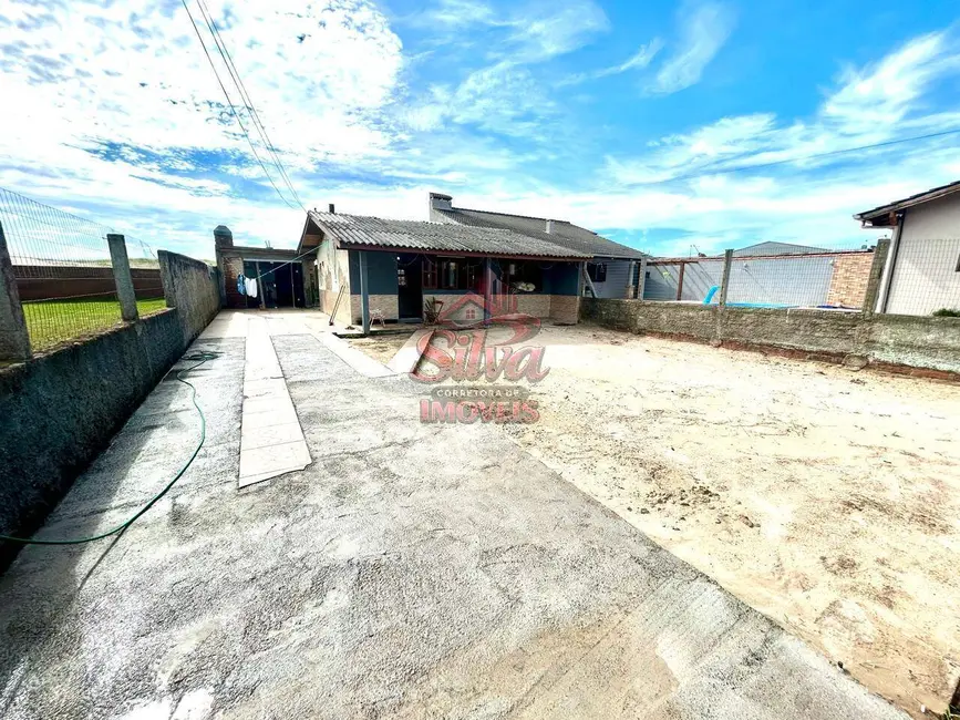 Foto 2 de Casa à venda, 300m2 em Imbe - RS