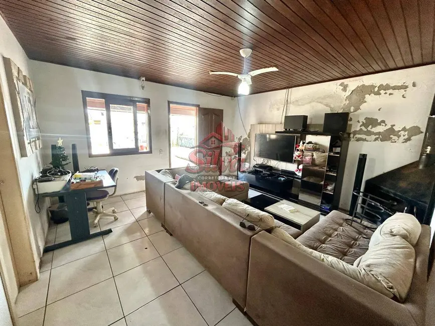Foto 6 de Casa à venda, 300m2 em Imbe - RS