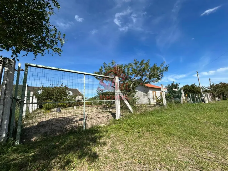 Foto 2 de Terreno / Lote à venda, 300m2 em Imbe - RS