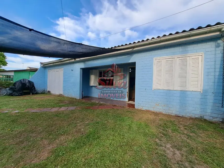 Foto 1 de Casa à venda, 300m2 em Imbe - RS