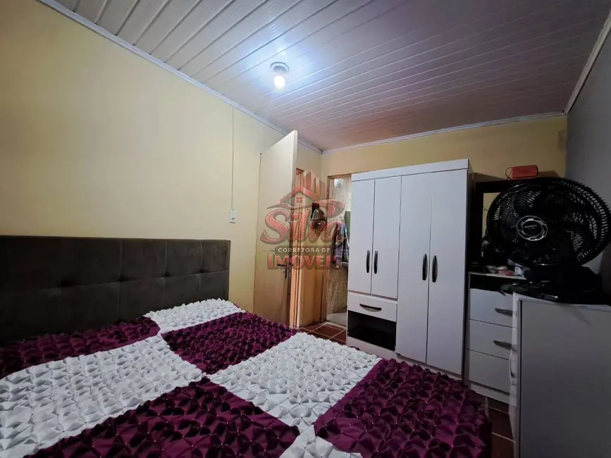Foto 3 de Casa à venda, 300m2 em Imbe - RS