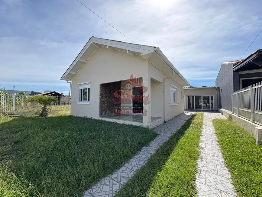Foto 1 de Casa com 3 quartos à venda, 300m2 em Imbe - RS