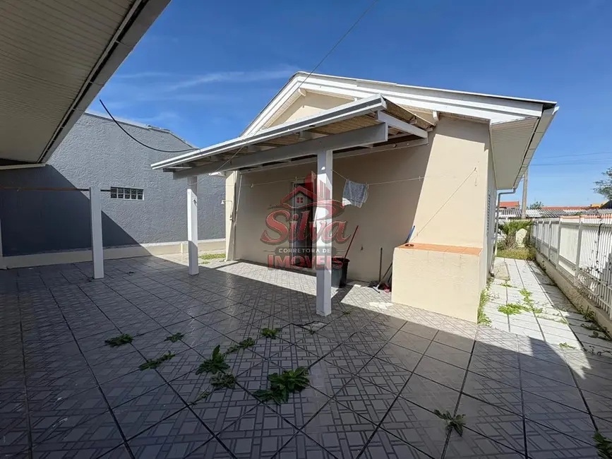 Foto 2 de Casa com 3 quartos à venda, 300m2 em Imbe - RS