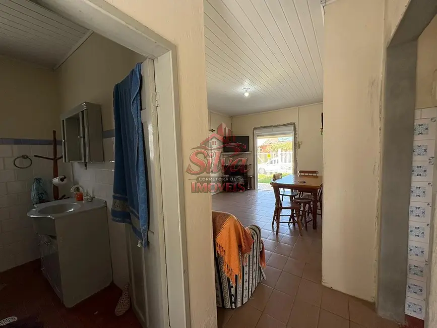 Foto 6 de Casa com 3 quartos à venda, 300m2 em Imbe - RS