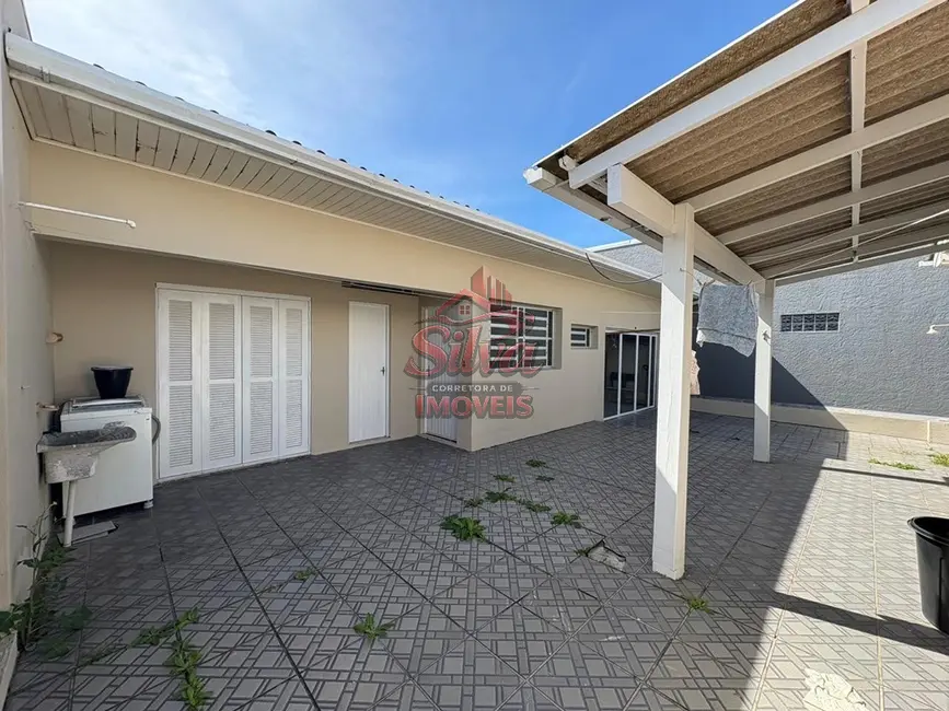 Foto 4 de Casa com 3 quartos à venda, 300m2 em Imbe - RS