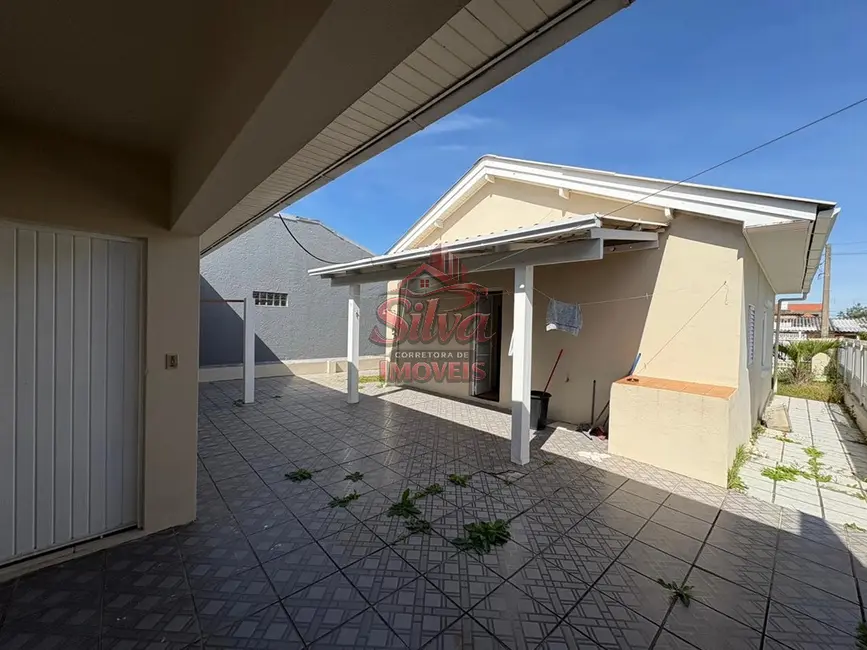 Foto 3 de Casa com 3 quartos à venda, 300m2 em Imbe - RS
