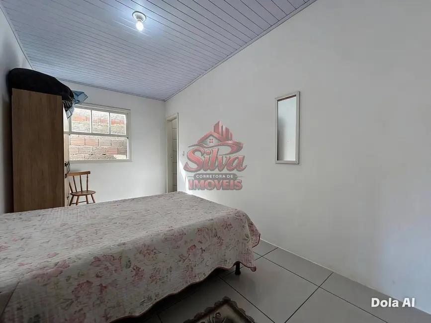 Foto 4 de Casa à venda, 300m2 em Imbe - RS