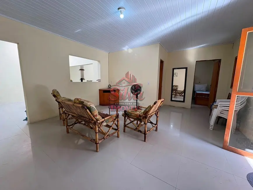 Foto 8 de Casa à venda, 300m2 em Imbe - RS