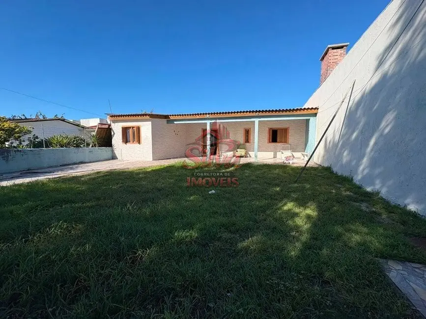 Foto 1 de Casa à venda, 300m2 em Imbe - RS