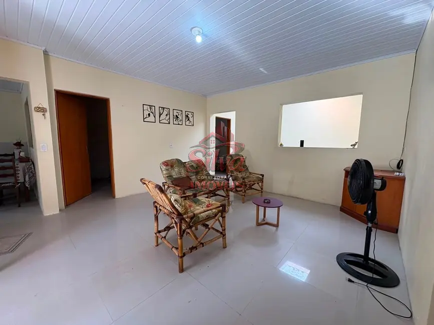 Foto 6 de Casa à venda, 300m2 em Imbe - RS