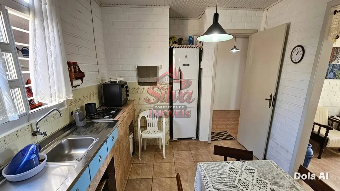 Foto 4 de Casa à venda, 300m2 em Imbe - RS