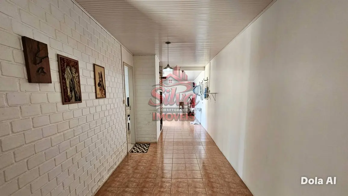 Foto 8 de Casa à venda, 300m2 em Imbe - RS