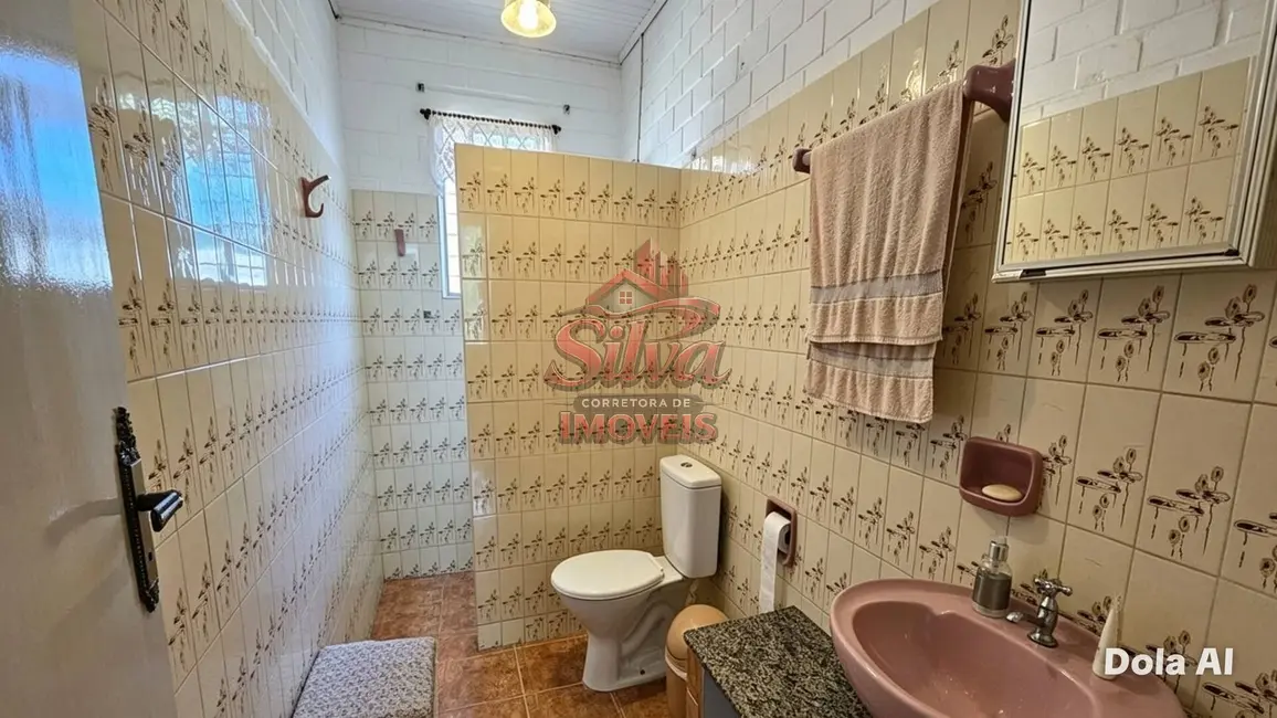 Foto 6 de Casa à venda, 300m2 em Imbe - RS