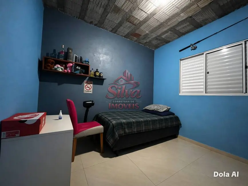 Foto 2 de Casa com 3 quartos à venda, 300m2 em Imbe - RS