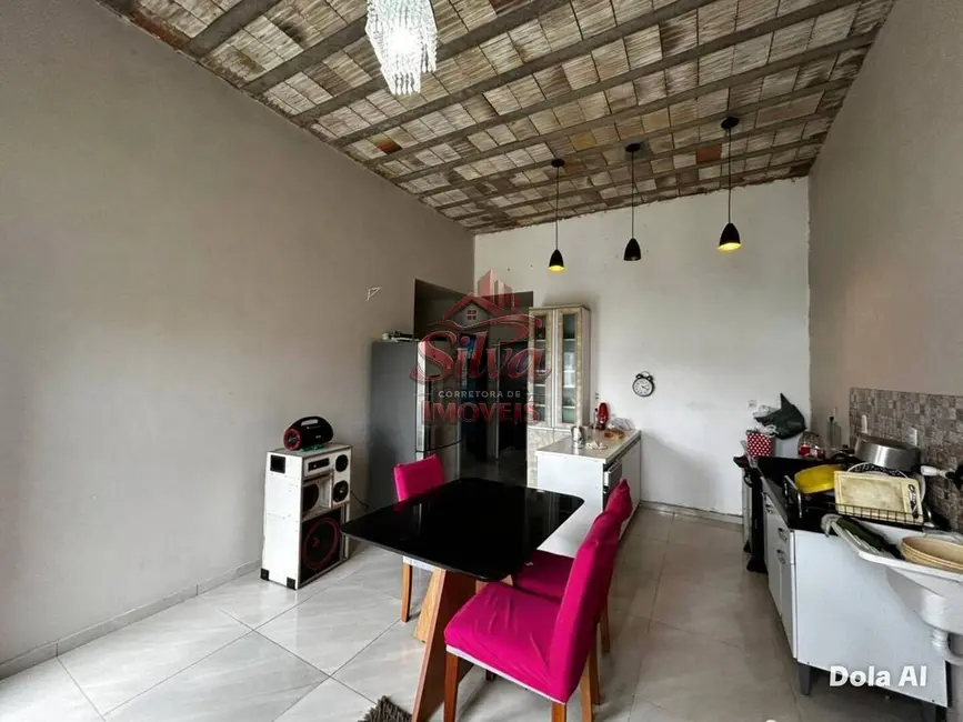 Foto 4 de Casa com 3 quartos à venda, 300m2 em Imbe - RS
