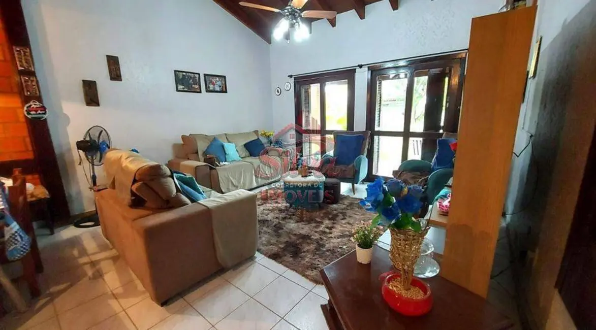 Foto 4 de Casa com 3 quartos à venda, 300m2 em Imbe - RS