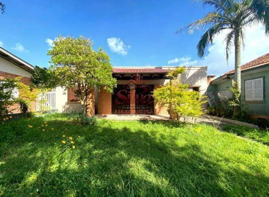 Foto 2 de Casa com 3 quartos à venda, 300m2 em Imbe - RS