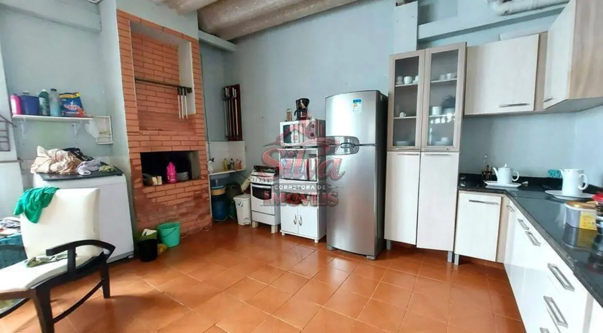 Foto 9 de Casa com 3 quartos à venda, 300m2 em Imbe - RS