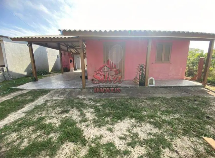 Foto 1 de Casa com 3 quartos à venda em Imbe - RS