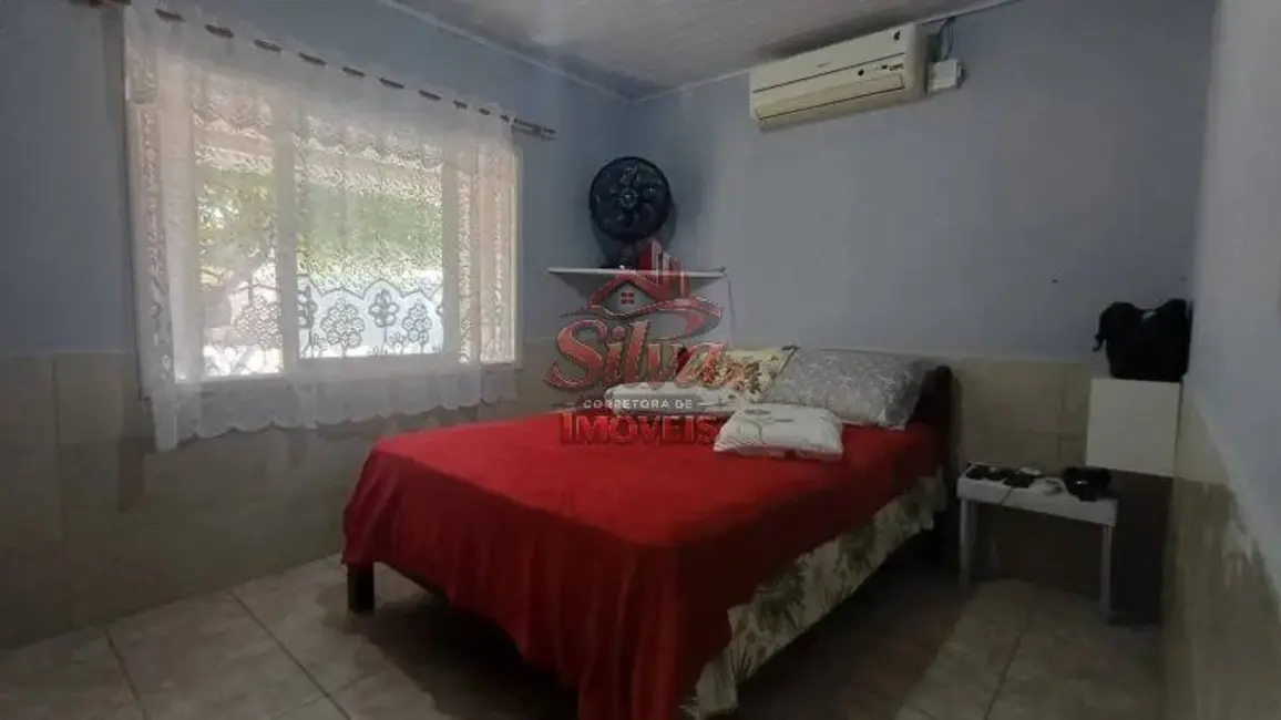 Foto 5 de Casa à venda, 300m2 em Imbe - RS