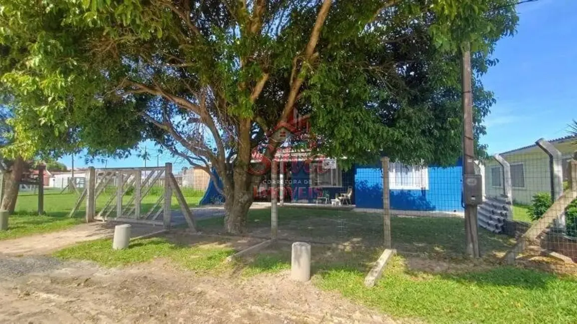 Foto 2 de Casa à venda, 300m2 em Imbe - RS